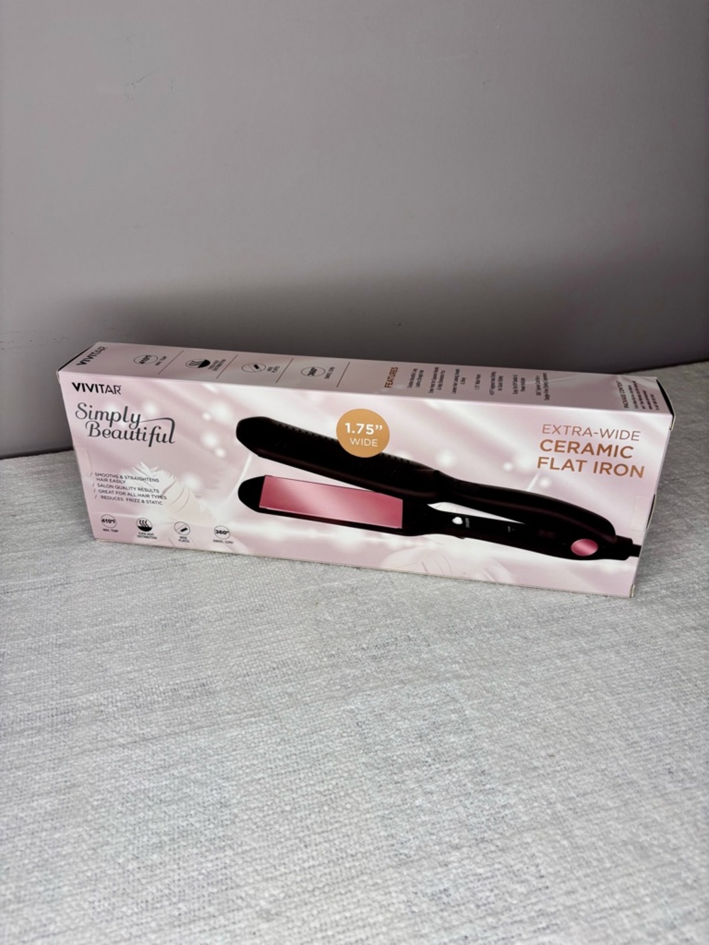 Vivitar 1.75" Extra-Wide‎ Ceramic Flat Iron - Pink & Black  NIB